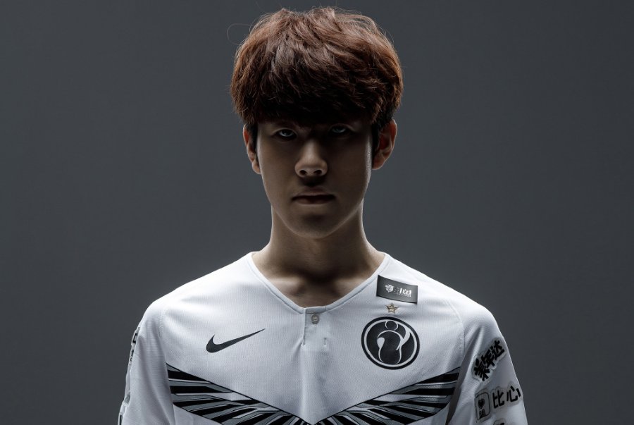 TaZ 已宣布他准备回归并恢复在 CS2 的教练生涯；