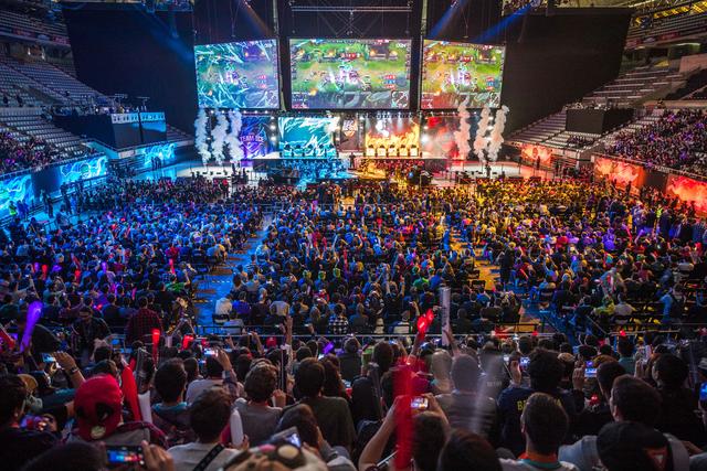 Mole与Wayward发生争执：我想怎玩就怎玩，我喊一句我是你儿子，行不？